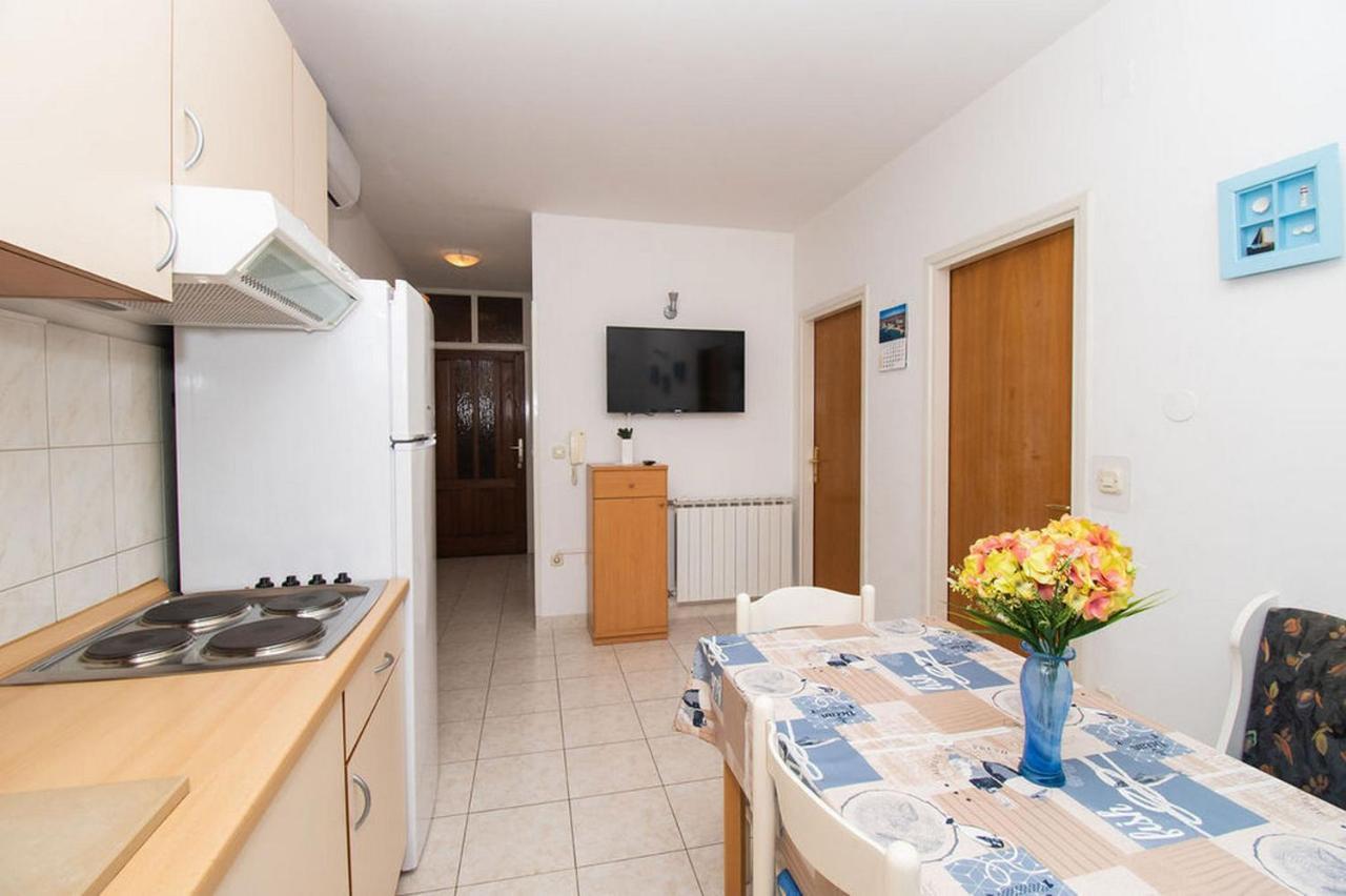Apartments Anita Summer Водице Екстериор снимка