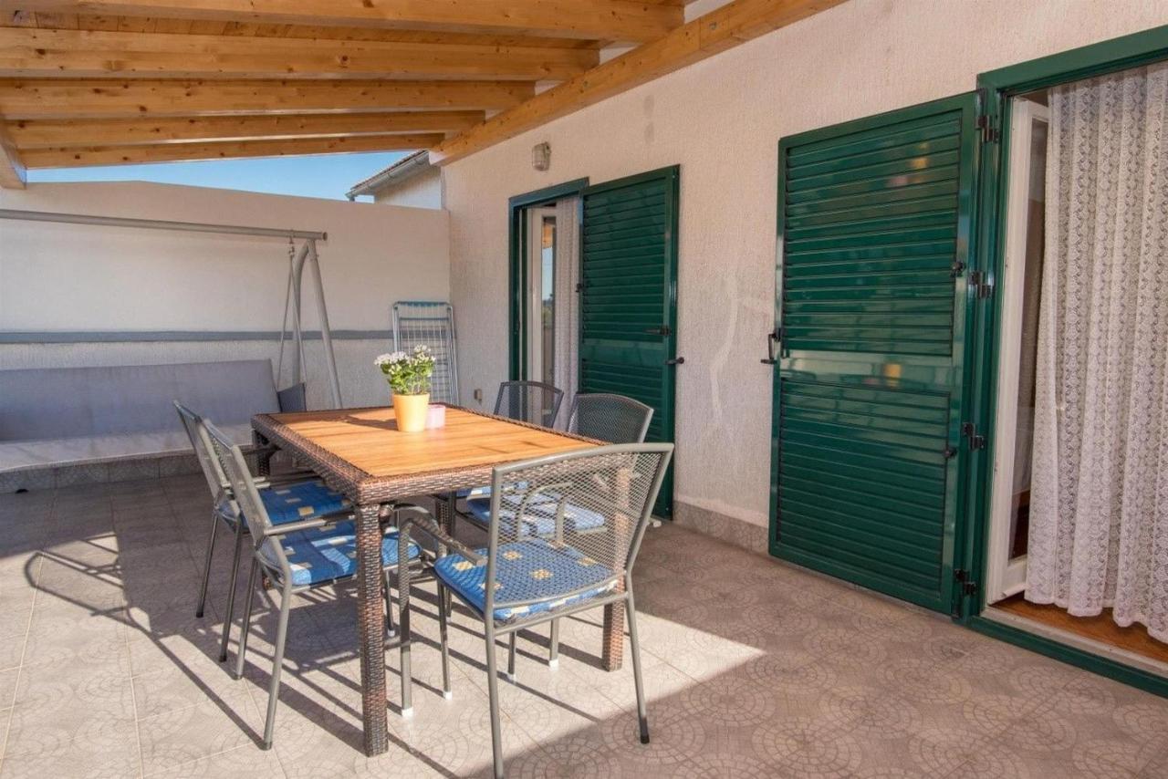 Apartments Anita Summer Водице Екстериор снимка