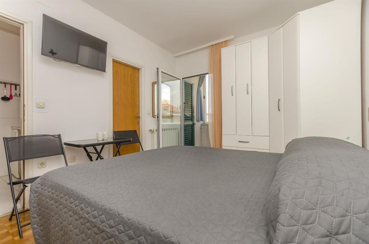 Apartments Anita Summer Водице Екстериор снимка