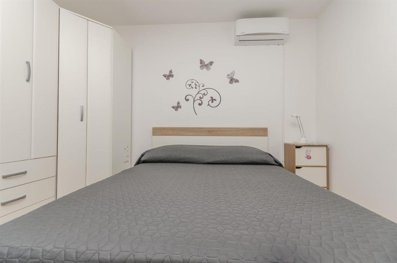 Apartments Anita Summer Водице Екстериор снимка