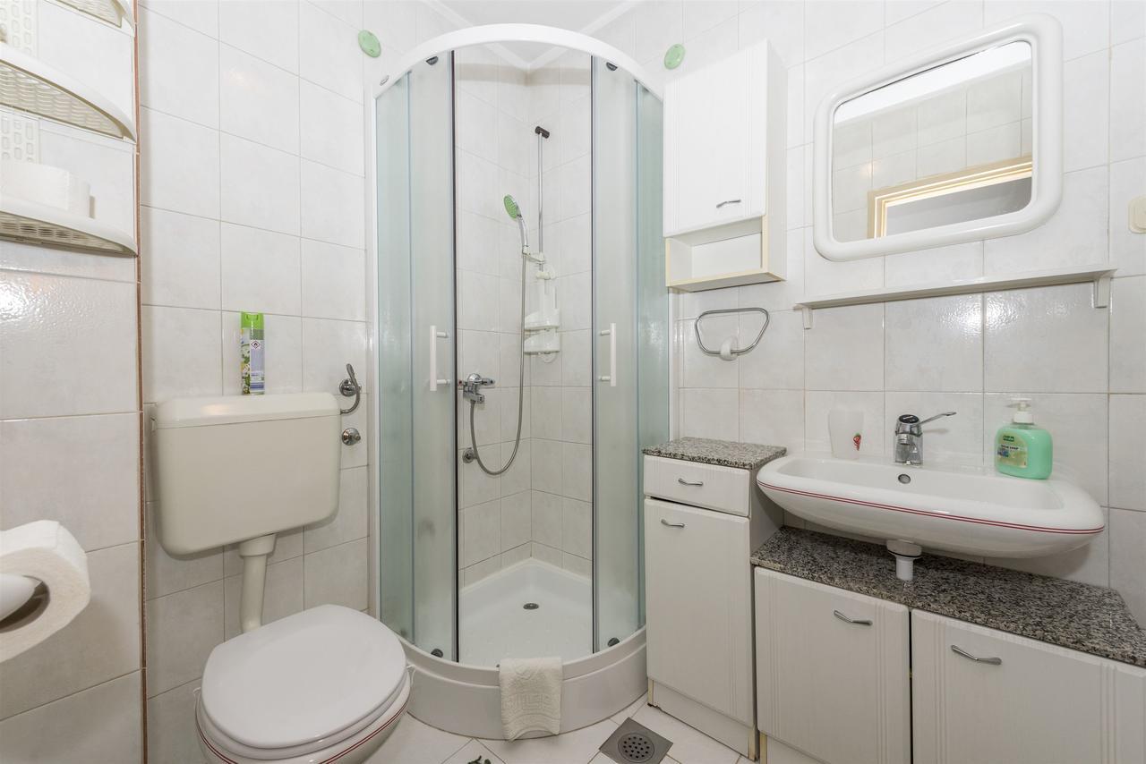 Apartments Anita Summer Водице Екстериор снимка